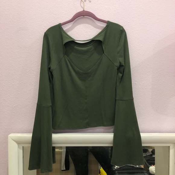 💚Hollister Flare-Arm Shirt💚 - Picture 3 of 3